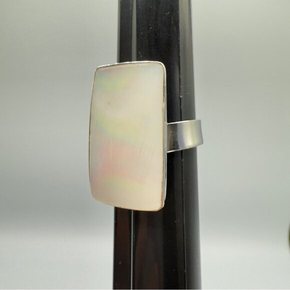 Mother of Pearl Statement Ring Size Adjustable - Picture 9 of 11